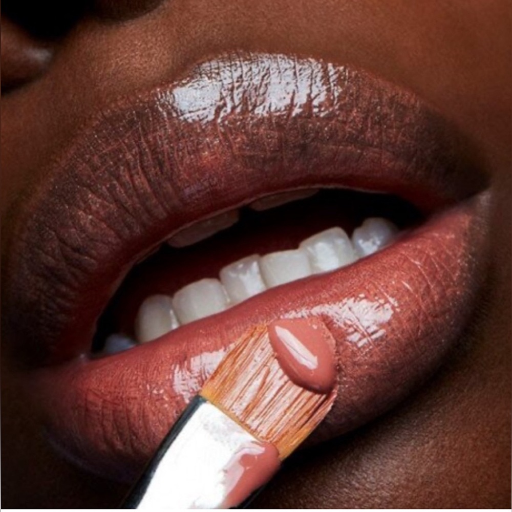 MAC LUST LIPGLASS. NEW IN BOX. - Picture 8 of 14